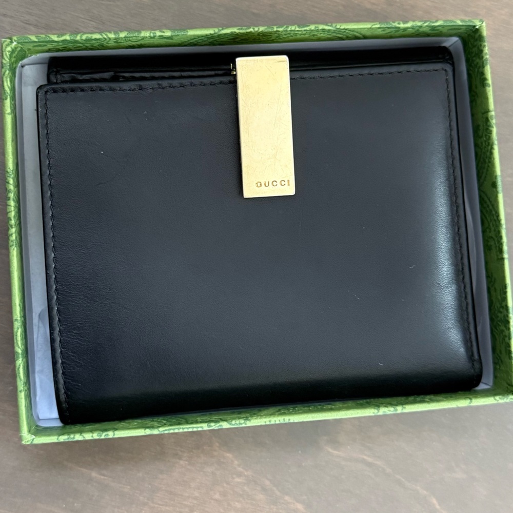 GUCCI Black Leather Wallet with Gold Clip Accent w/ box
